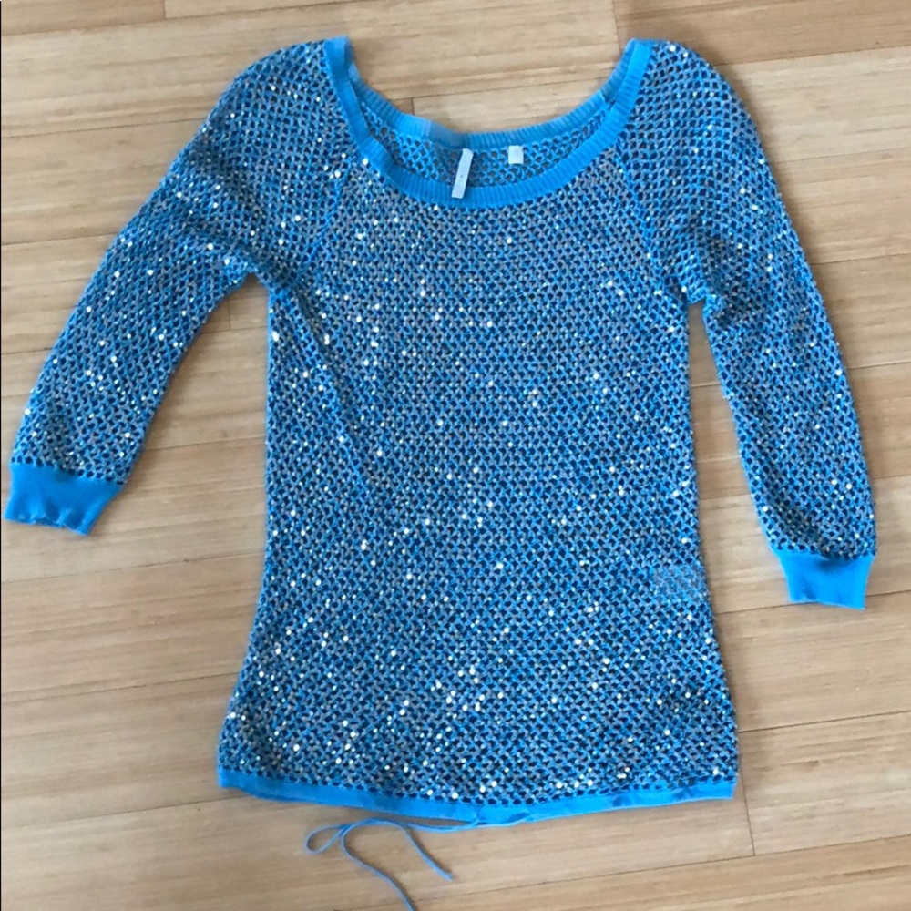 IISLI SEQUIN TOP